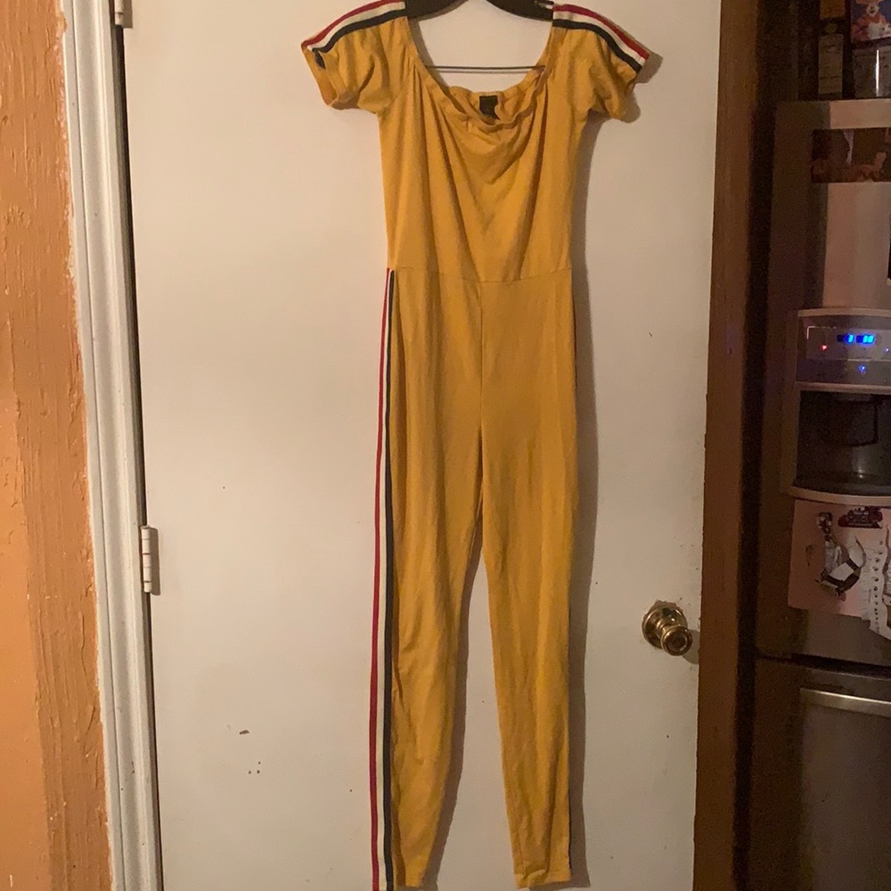 Gibiu Gold Colored Jumpsuit!